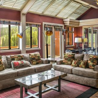 Beaver Run Resorts Imperial Suite's Living Room is a Wonderful Place for Family and Friends to Gather.